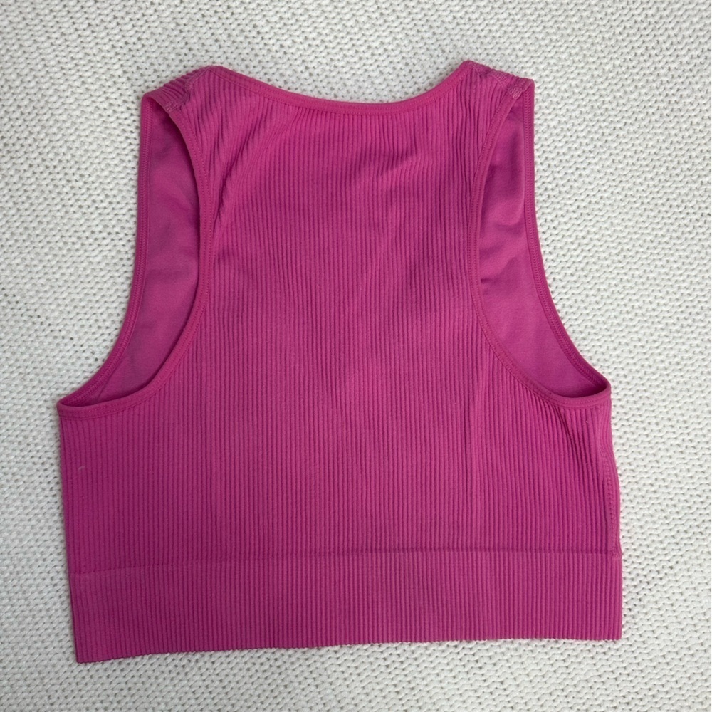 Garage Stella Seamless Plunge Crop Tank Top Size M - Picture 4 of 4